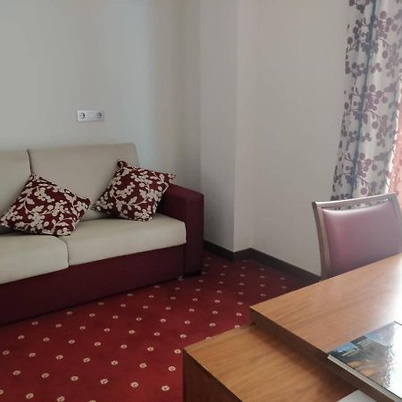 Alameda Centro Hotel Сория Екстериор снимка