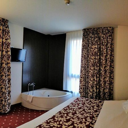 Alameda Centro Hotel Сория Екстериор снимка