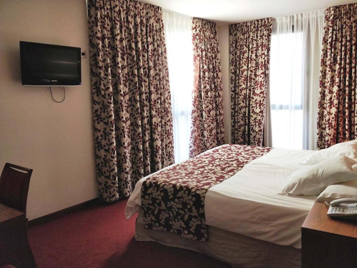 Alameda Centro Hotel Сория Екстериор снимка
