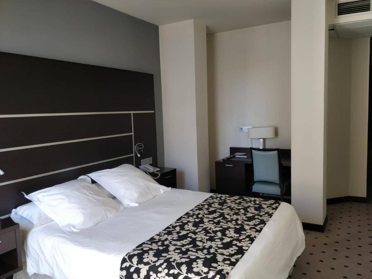 Alameda Centro Hotel Сория Екстериор снимка