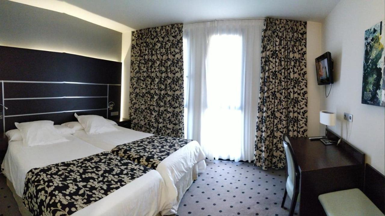 Alameda Centro Hotel Сория Екстериор снимка