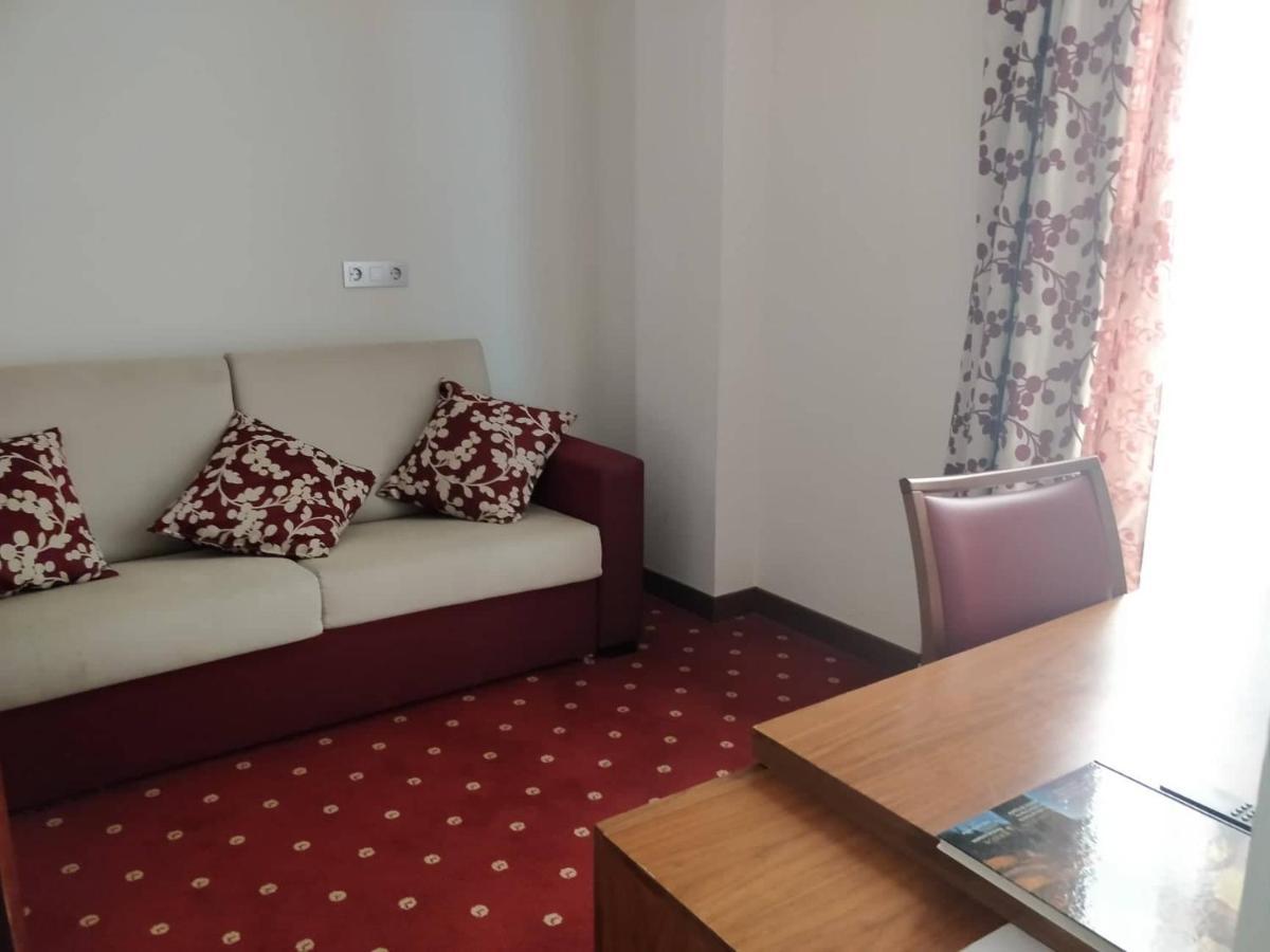 Alameda Centro Hotel Сория Екстериор снимка