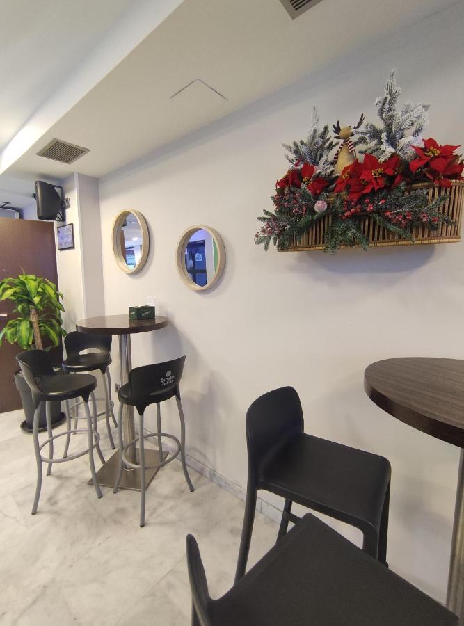 Alameda Centro Hotel Сория Екстериор снимка