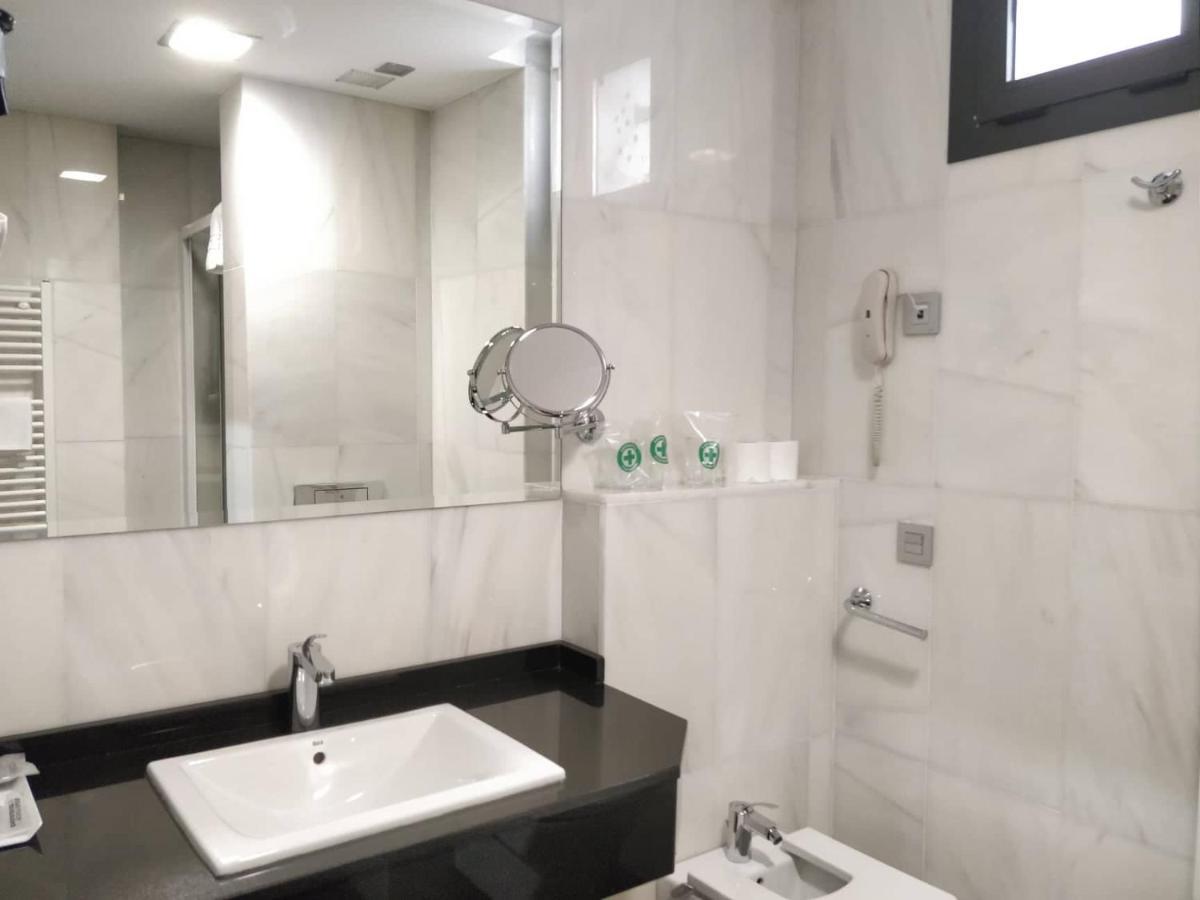 Alameda Centro Hotel Сория Екстериор снимка